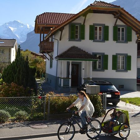 Jungfrau Family Holiday Home Matten bei Interlaken Esterno foto