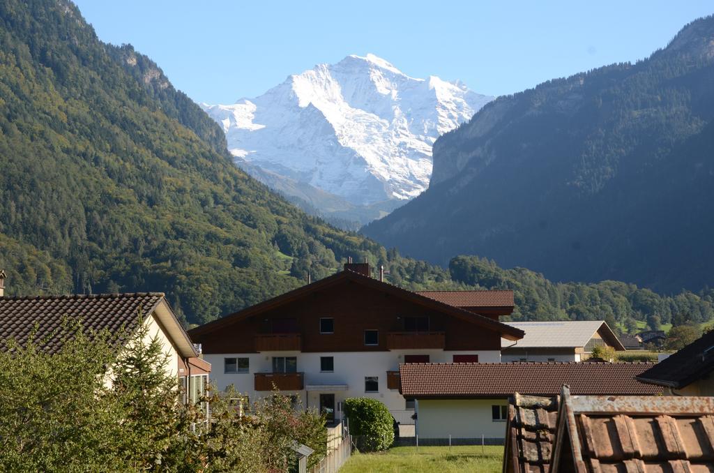 Jungfrau Family Holiday Home Matten bei Interlaken Esterno foto